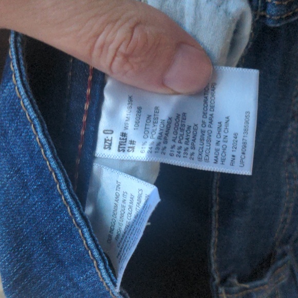 Wallflower Jeans - Picture 4 of 4